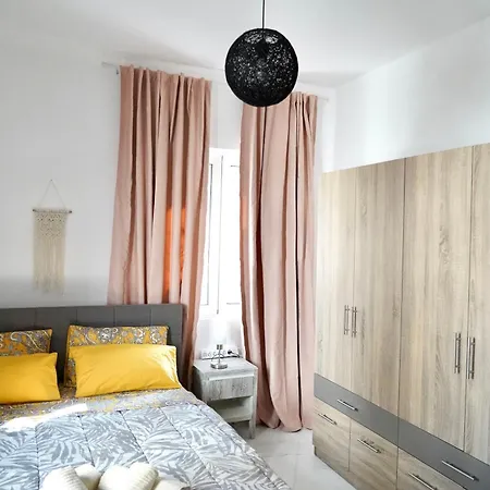 Orfanidou Apartamento *