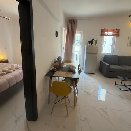 Apartamento Orfanidou *